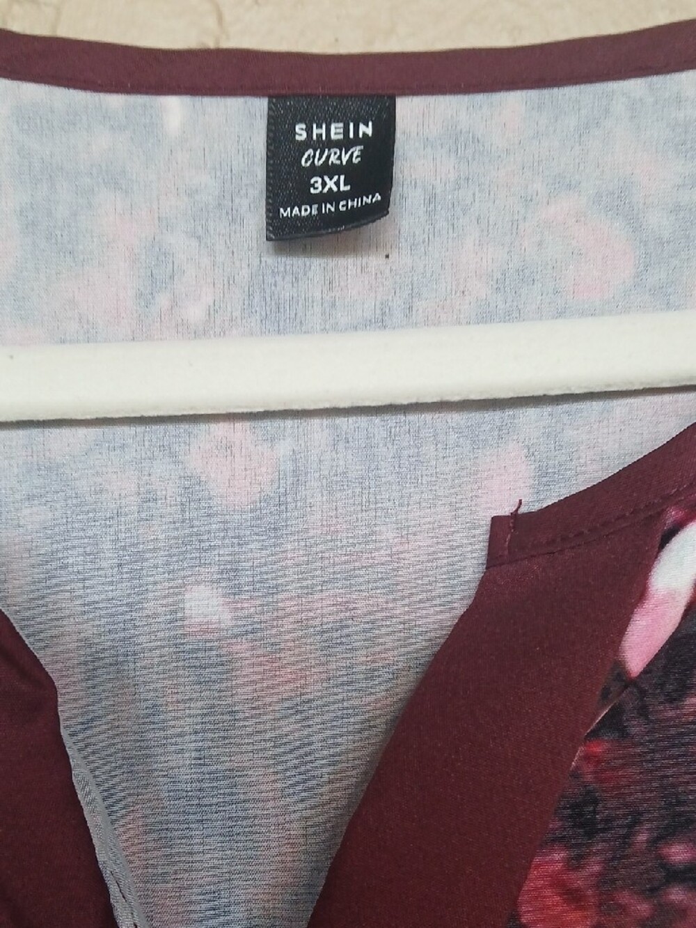 SHEIN Curve Burgundy Floral V-Neck Cardigan - Picture 2 of 8